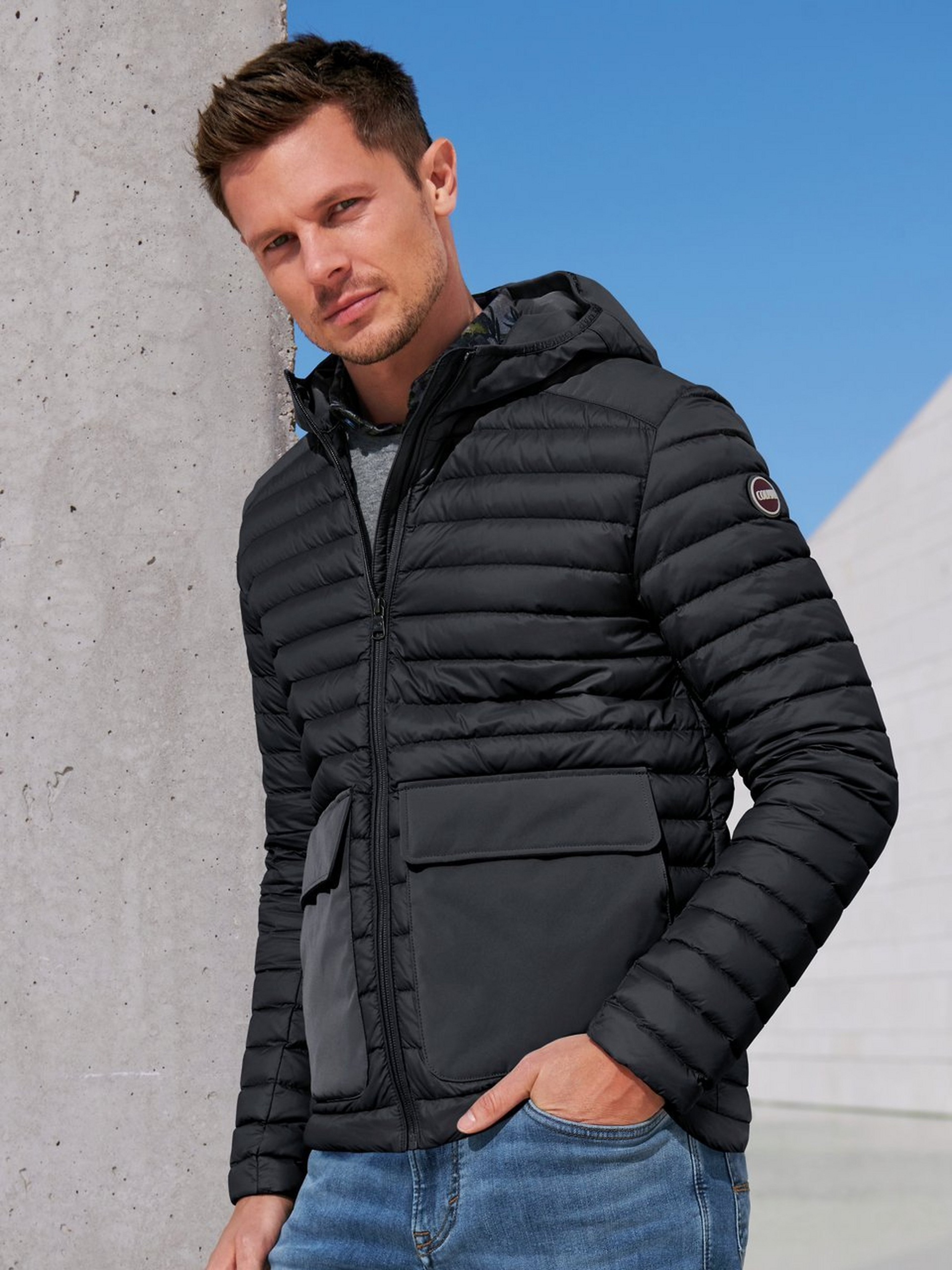 Donsjack capuchon Van COLMAR zwart